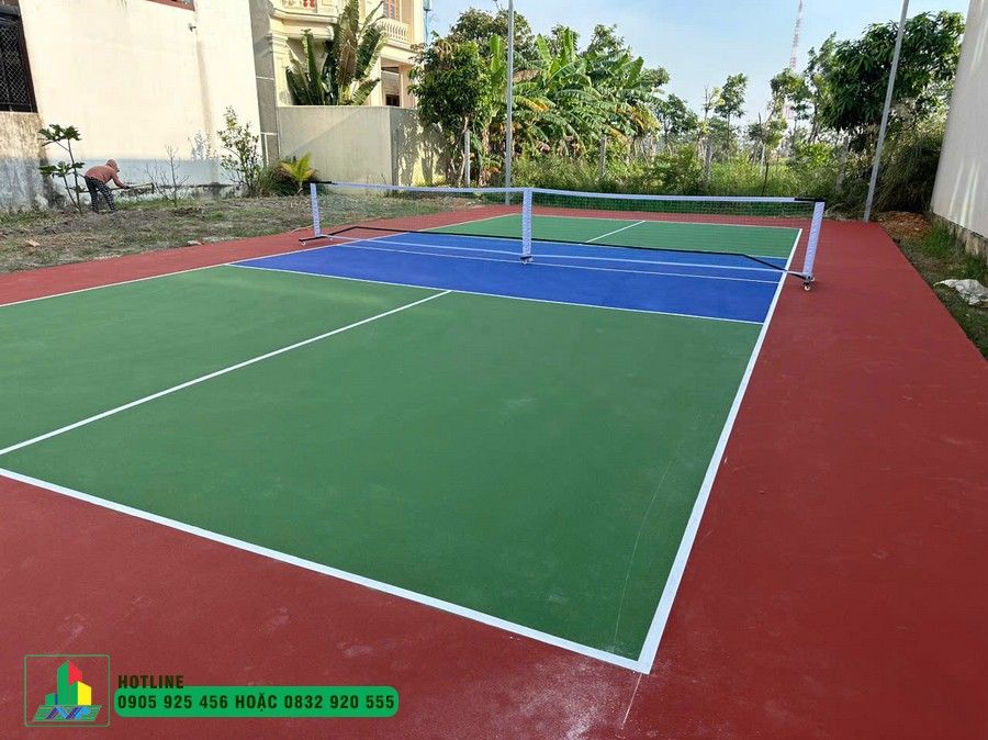 Tầm quan trọng cốt lõi của việc lựa chọn vật liệu mặt sân thể thao