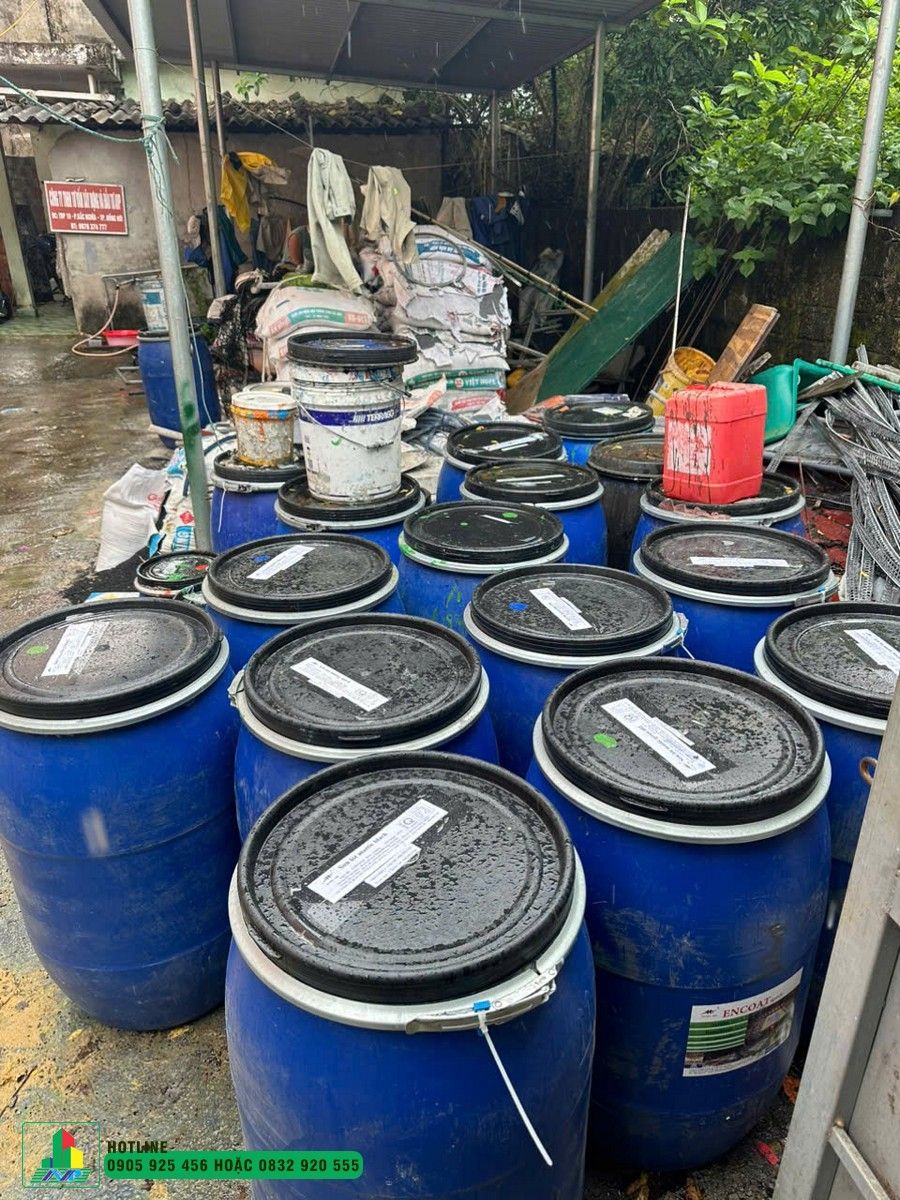 Nhận diện các tác nhân chính gây hại cho mặt sân Epoxy