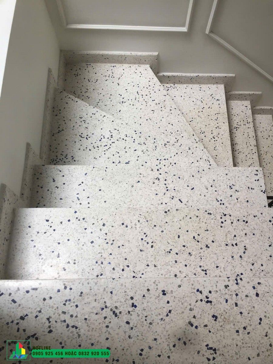 Các câu hỏi thường gặp về thi công sân thể thao đa năng (FAQ)